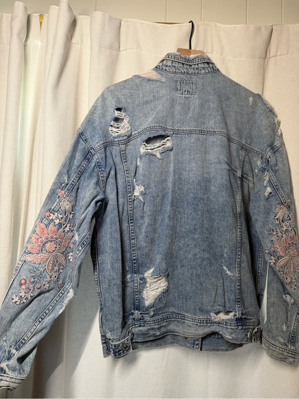 American Eagle Embroidered Distressed Light Blue Denim Jacket